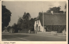 Fussgaenger in Satrup