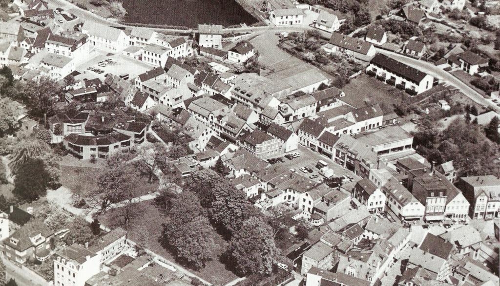 Kornmarkt-und-Michaelisstrasse1985