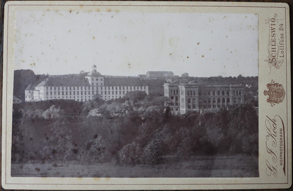 Schloss und Regierung