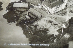 Fuenf Flecke, 1932