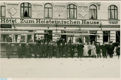 Pferdebahn, Holsteinisches Haus