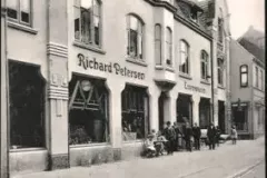 Richard Petersen, Moenchenbrueckstrasse