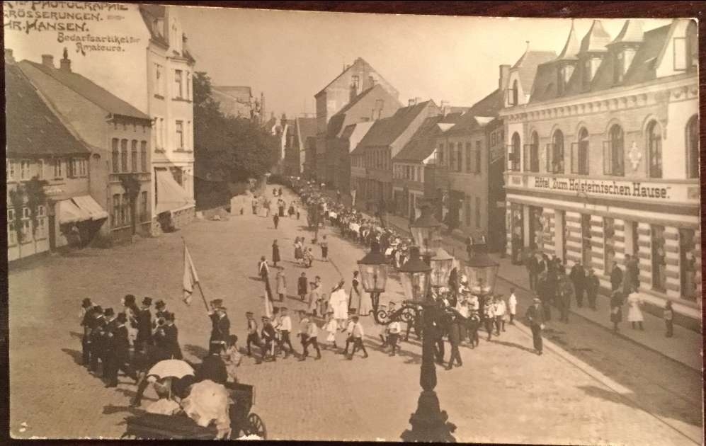 Schleswig1906procession